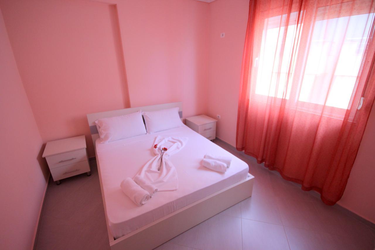 Ideal Holiday Apartments Sarandë Exteriör bild