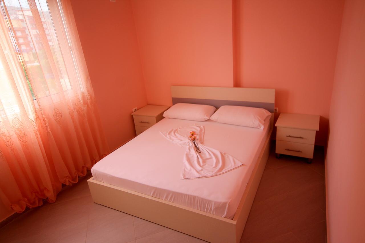 Ideal Holiday Apartments Sarandë Exteriör bild