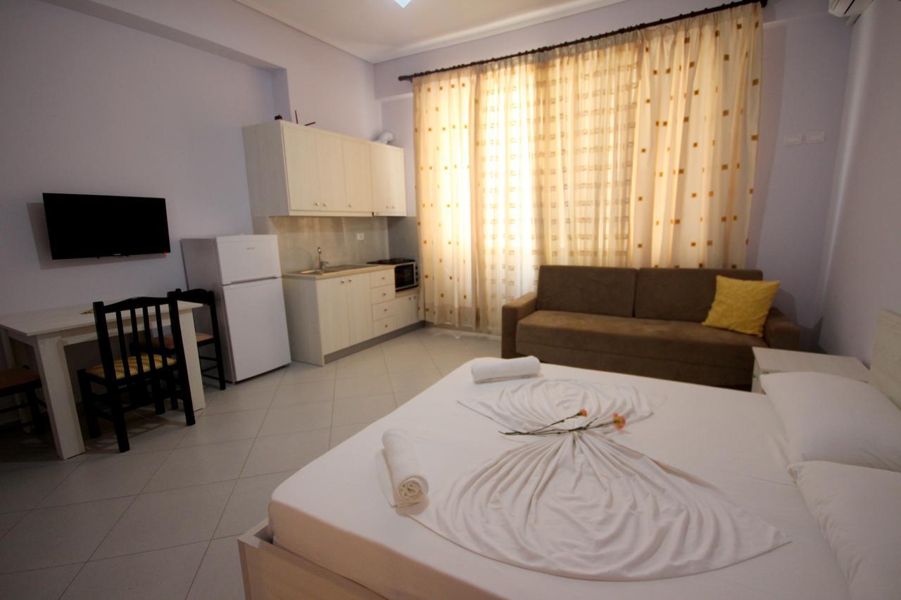 Ideal Holiday Apartments Sarandë Exteriör bild