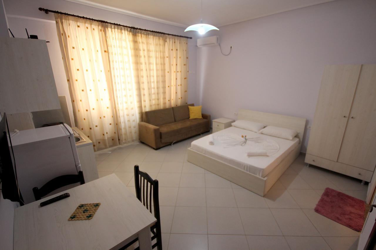 Ideal Holiday Apartments Sarandë Exteriör bild